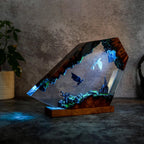 Dragon Diorama Epoxy Lamp – Handmade Toothless Inspired LED Night Light & Fantasy Desk Decor