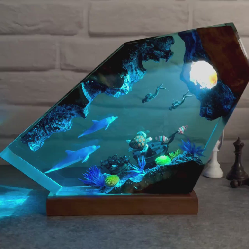 Ocean Resin Lamp – Handmade Dolphin & Sea Turtle LED Night Light with Wooden Base