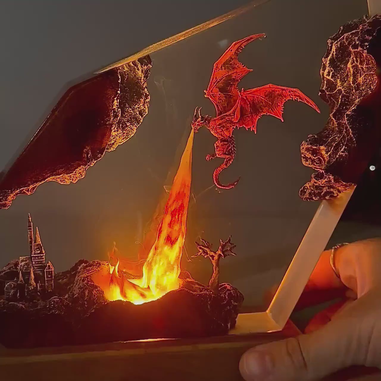 Fire Breathing Dragon Lamp – Handmade Resin Dragon Night Light for Gaming Room & Home Decor